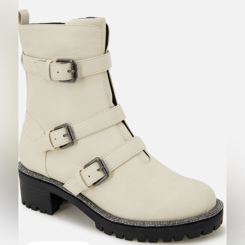 Kenneth Cole Reaction Tate Biker Jewel Ecru & Black Boots w/Lug Soles NEW IN BOX